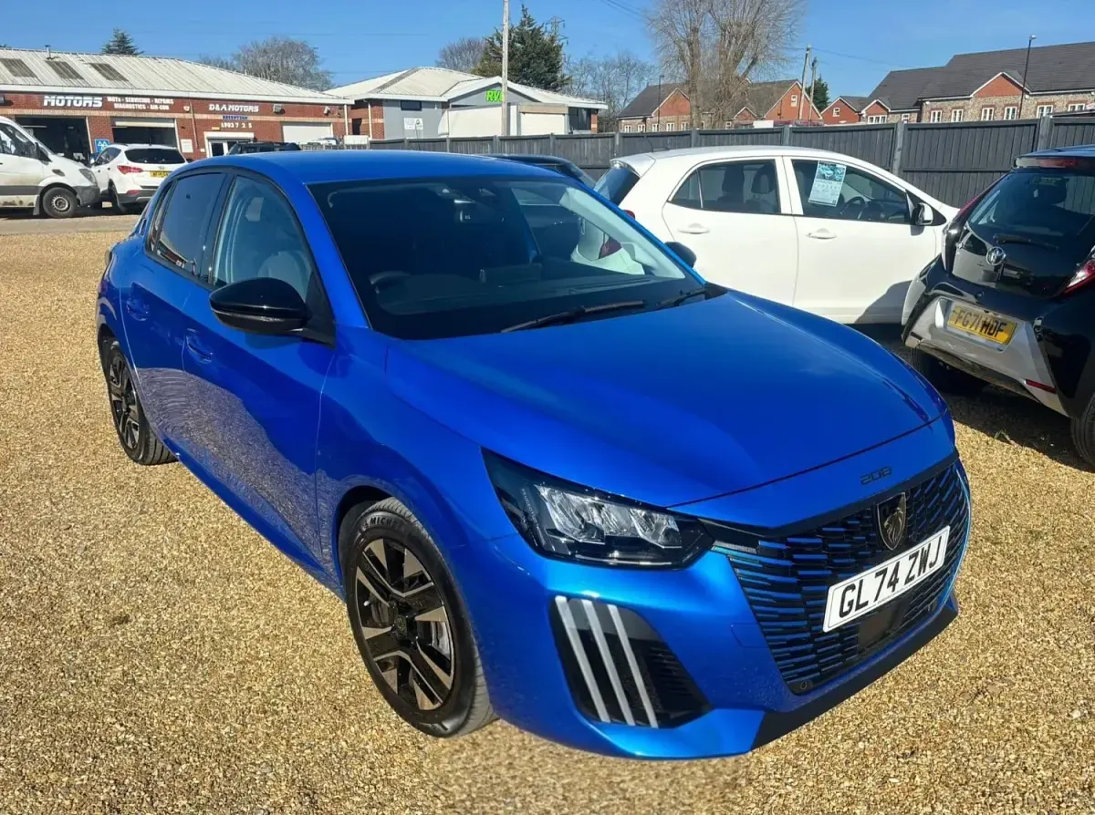 Second-hand Peugeot 208 Allure 100 CP (73 kW) 2024 Albastru Hatchback