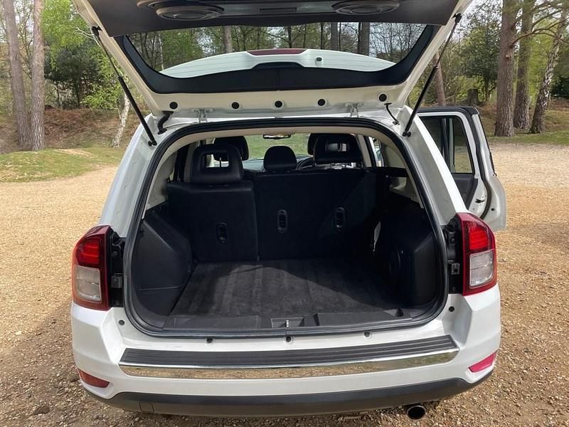 Used Jeep Compass Limited 172 HP (126 kW) 2014 White SUV