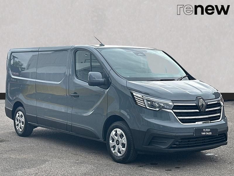 Metallic slate grey New 2025 Renault Trafic Van | £22,990 (Super price) - Image 1/1