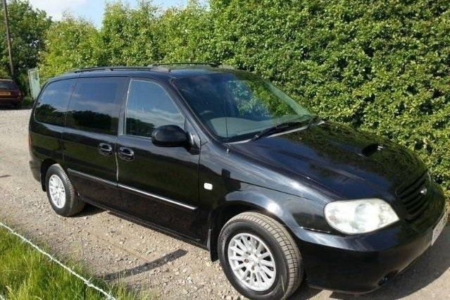 Used 2003 Kia Sedona MPV | £1,695 (A bit pricey) - Image 1/4