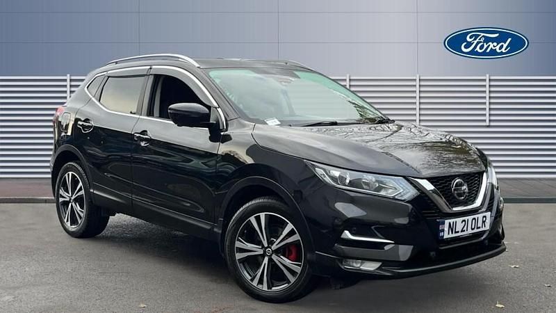Black Used 2021 Nissan Qashqai N-Connecta SUV | £13,774 (Good price) - Image 1/3