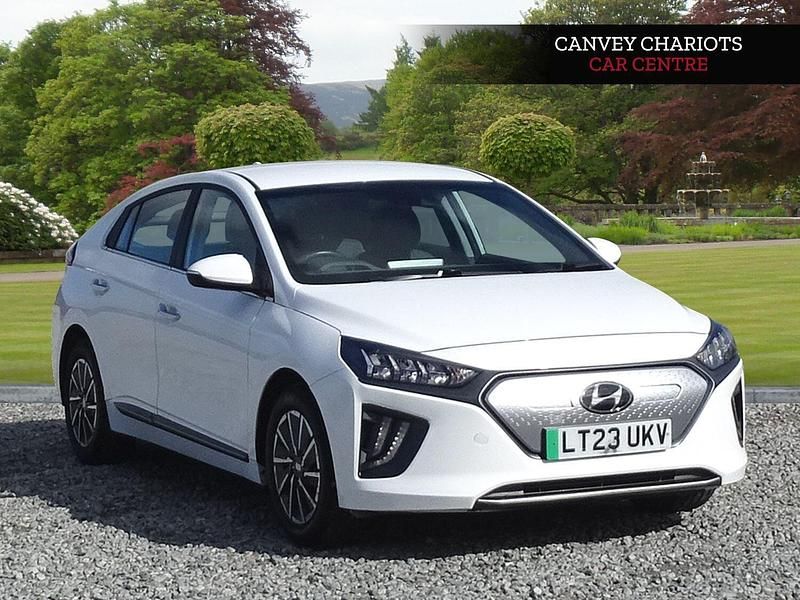 Used Hyundai Ioniq Premium 100 kW (136 HP) 2023 White Hatchback