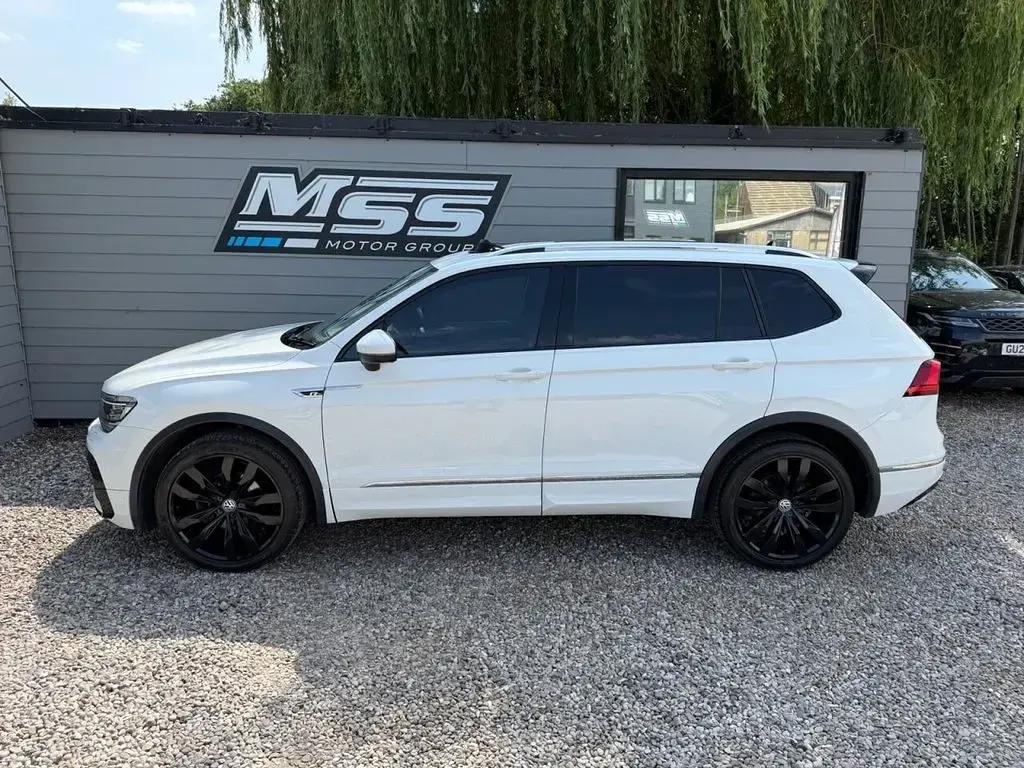 Used VW Tiguan Allspace R-line 150 HP (110 kW) 2018 White SUV