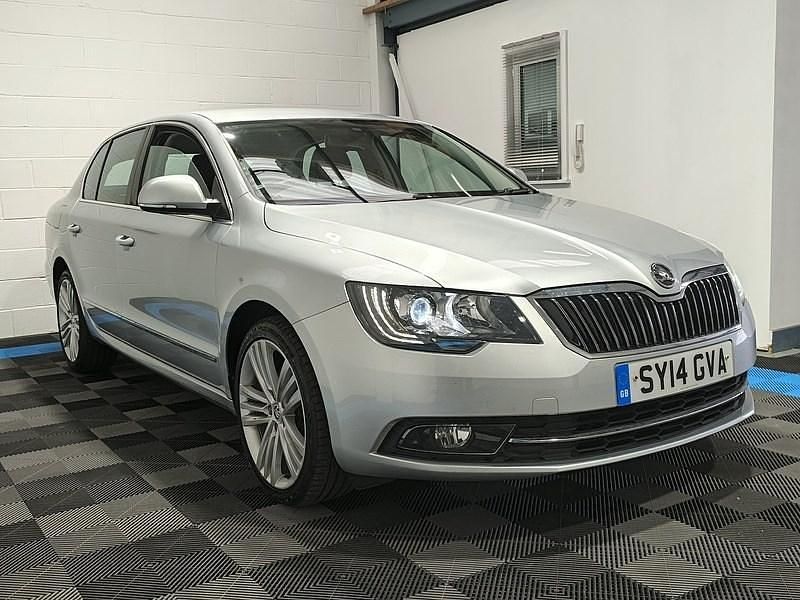 Used Skoda Superb Elegance 2014 Silver Hatchback