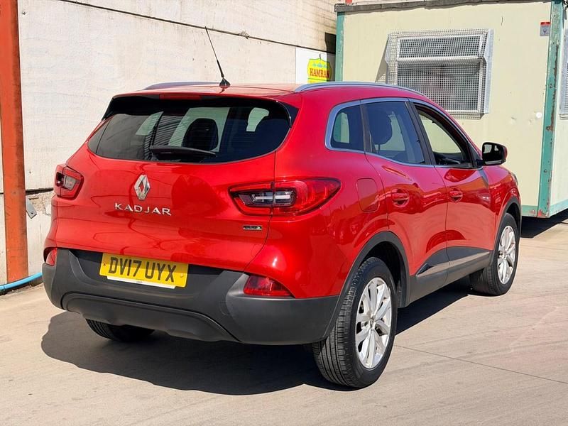 Begagnad Renault Kadjar Dynamique 110 HK (80 kW) 2017 Röd SUV
