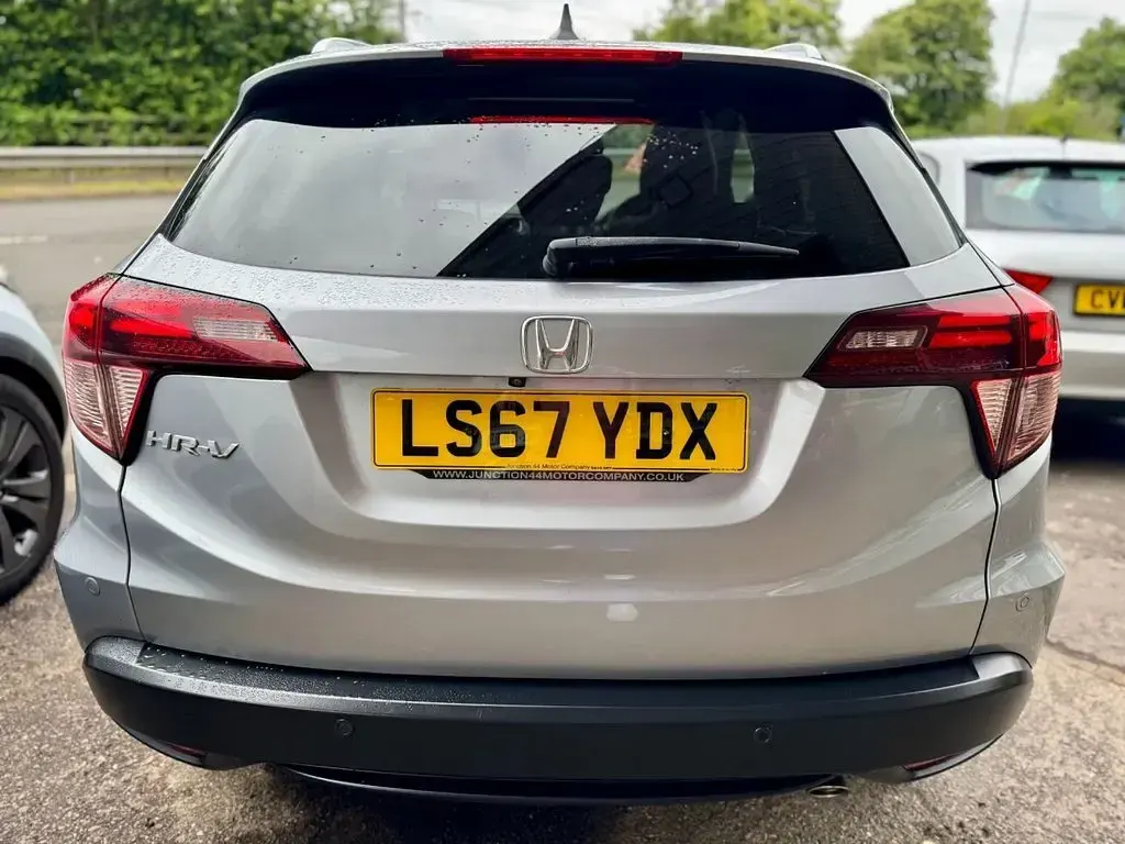 Used Honda HR-V EX 120 HP (88 kW) 2017 Silver SUV