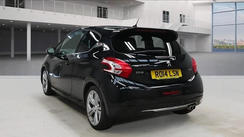 Used Peugeot 208 GTi 200 HP (147 kW) 2014 Black Hatchback