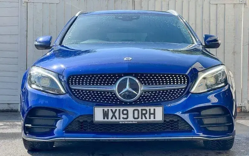 Used Mercedes C220 AMG line 194 HP (142 kW) 2019 Blue Estate