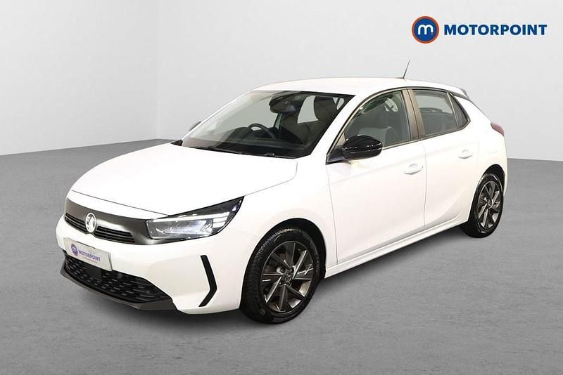 Used Vauxhall Corsa Design Edition 75 HP (55 kW) 2023 White Hatchback