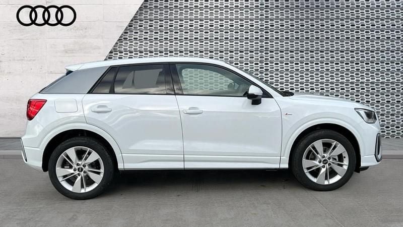 New Audi Q2 S-Line 150 HP (110 kW) 2025 White SUV