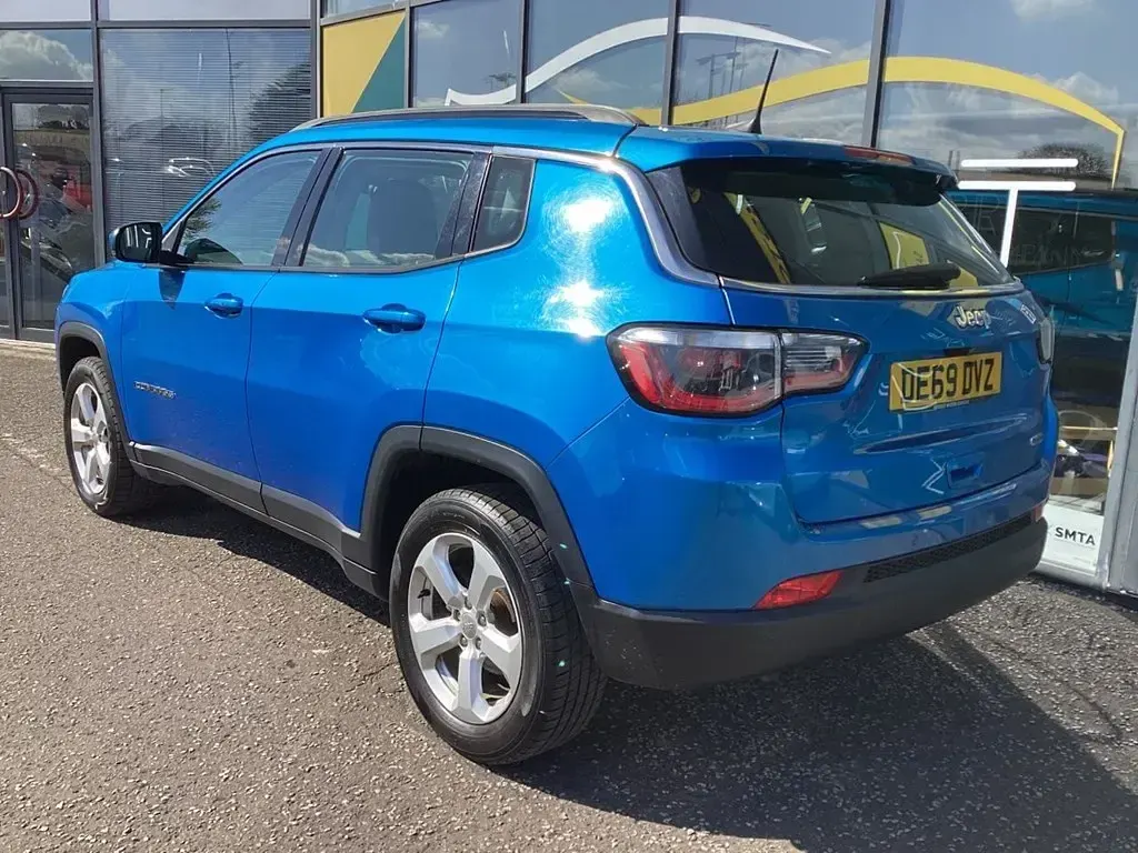 Usado Jeep Compass Longitude 120 CV (88 kW) 2019 Azul SUV