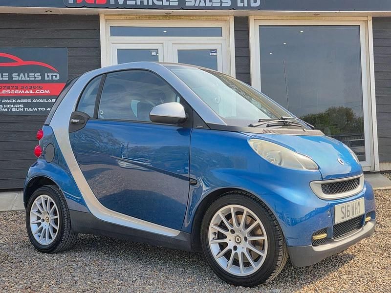 Used Smart ForTwo Coupé Passion 2009 Silver Coupe