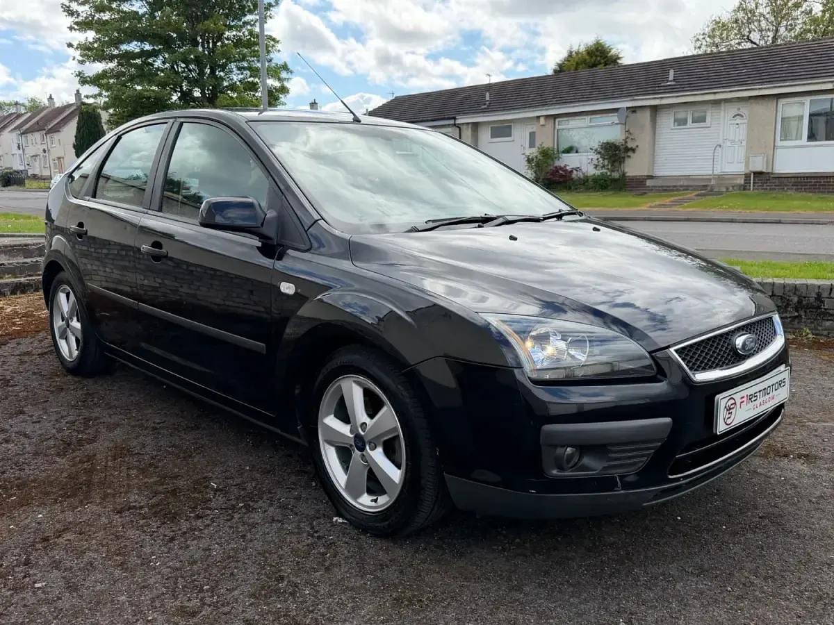 Usado Ford Focus Zetec 2006 Preto Citadino
