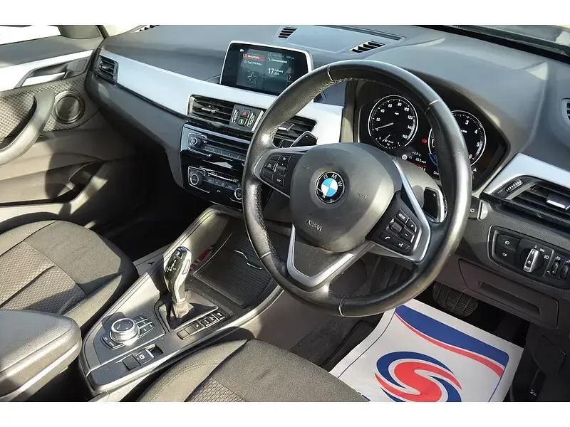 Używany BMW X1 Comfort Edition 150 KM (110 kW) 2018 Szary SUV