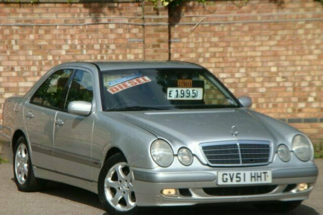 Used 2001 Mercedes E220 Classic Sedan | £1,990 - Image 1/4