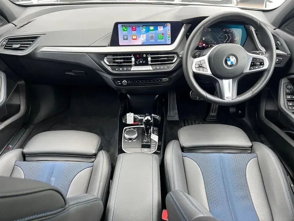 Używany BMW 118 M Sport 2024 Czarny Hatchback