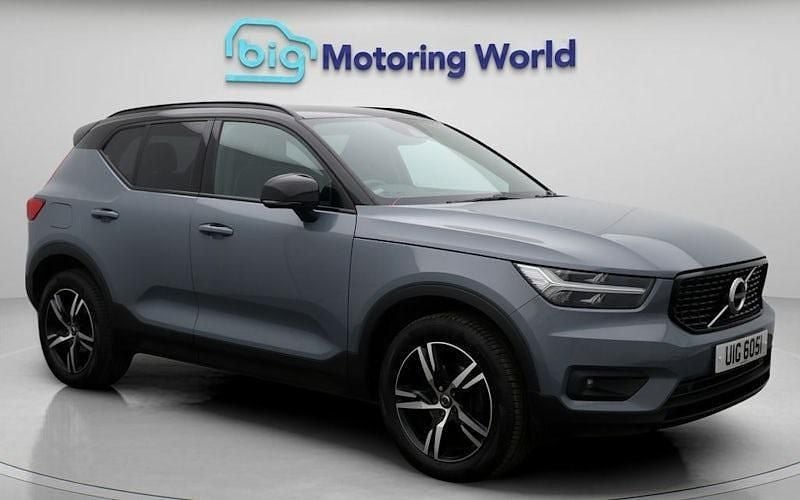 Used 2022 Volvo XC40 R-Design SUV | £19,425 (Super price) - Image 1/4