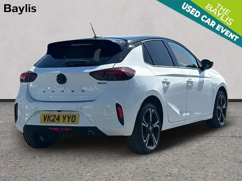 Second-hand Vauxhall Corsa 100 CP (73 kW) 2024 Alb Hatchback