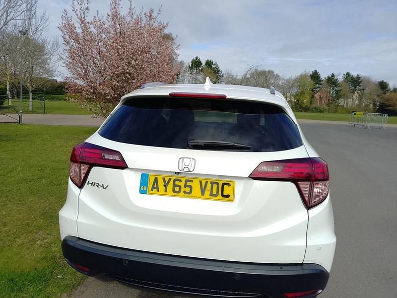 Used Honda HR-V EX 130 HP (95 kW) 2015 White SUV