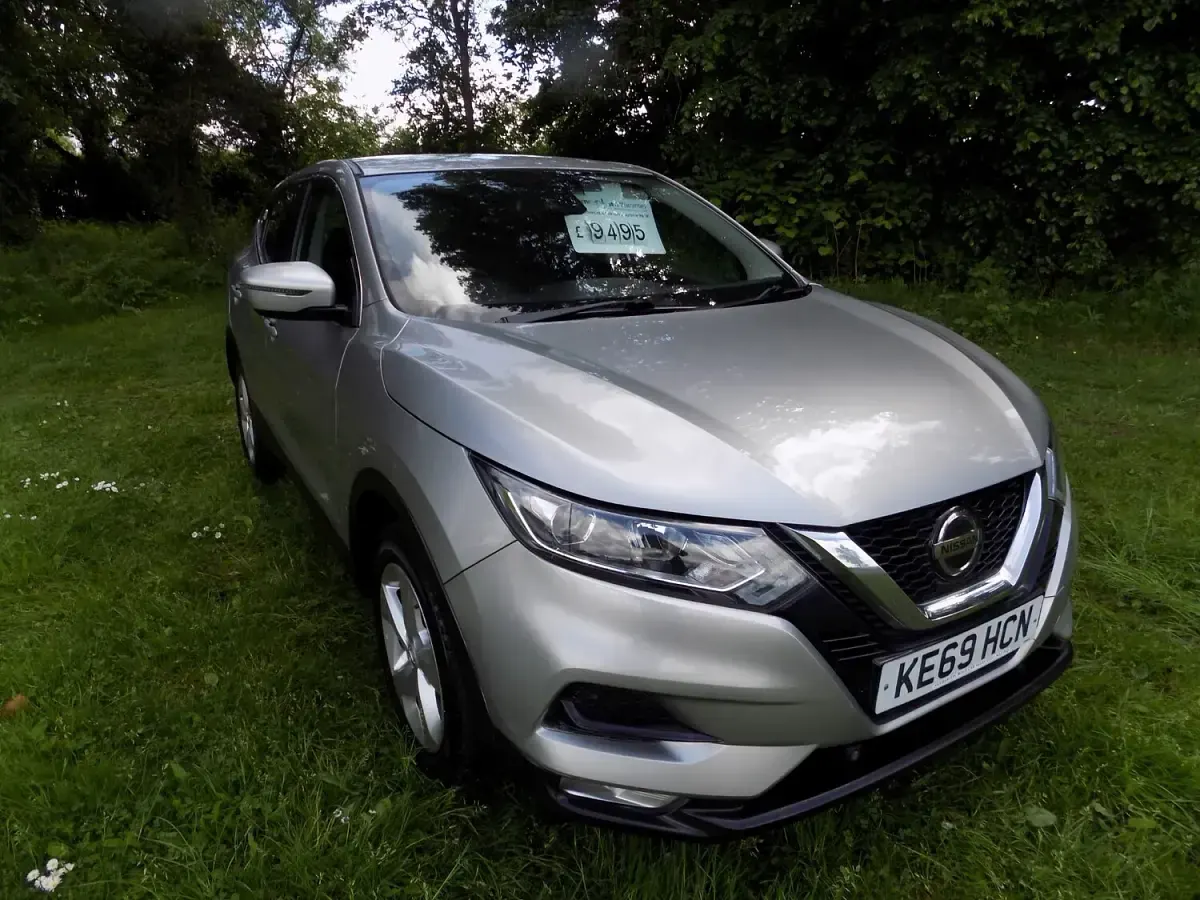 Used Nissan Qashqai Acenta Premium 2020 Silver SUV
