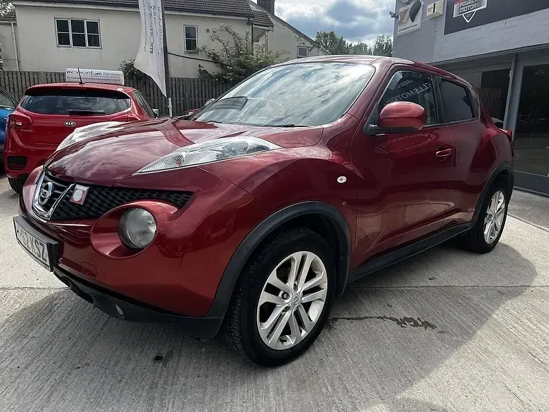 Used Nissan Juke Acenta 110 HP (80 kW) 2012 Red SUV