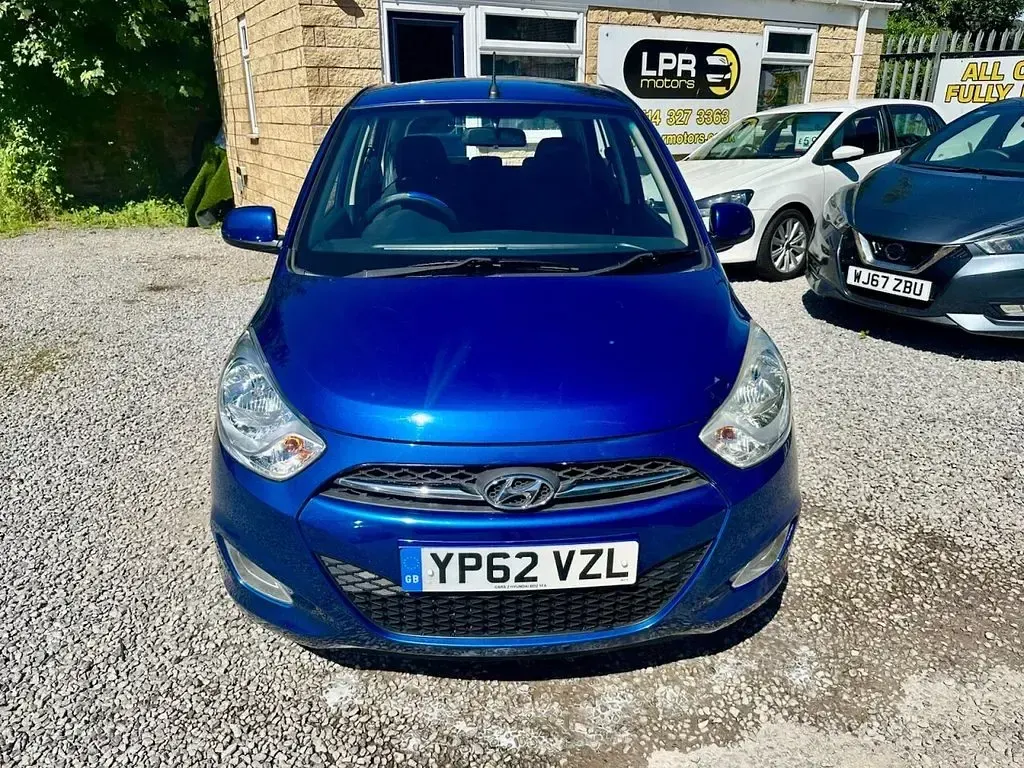 Used Hyundai i10 Style 86 HP (63 kW) 2012 Blue Hatchback
