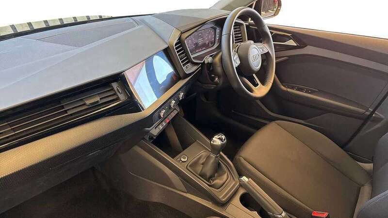 Used Audi A1 Design 94 HP (69 kW) 2022 Black Hatchback