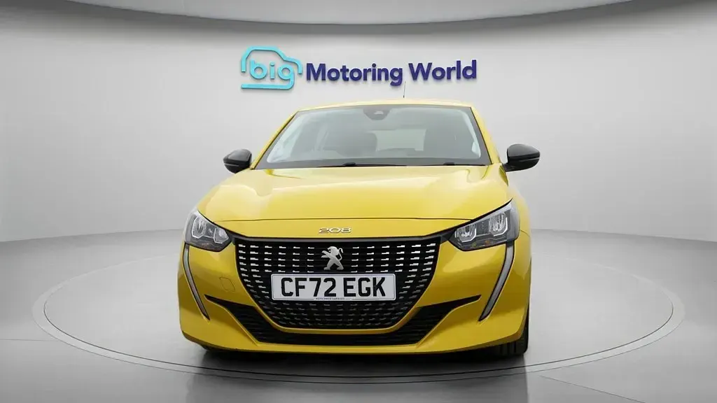 Gebraucht Peugeot 208 Active+ 75 PS (55 kW) 2023 Gelb Kleinwagen