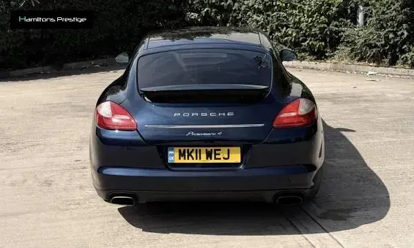 Used Porsche Panamera 300 HP (220 kW) 2011 Blue Hatchback