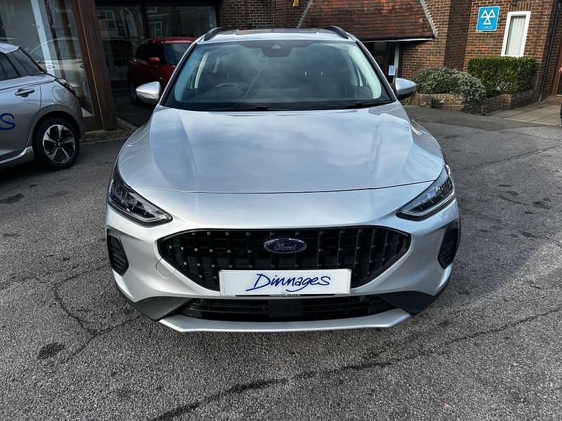Used Ford Focus Active X 125 HP (91 kW) 2023 Silver Hatchback