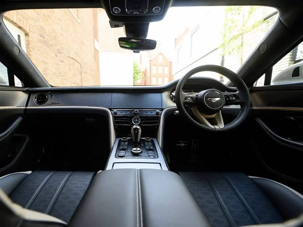 New Bentley Flying Spur 2025 White Sedan