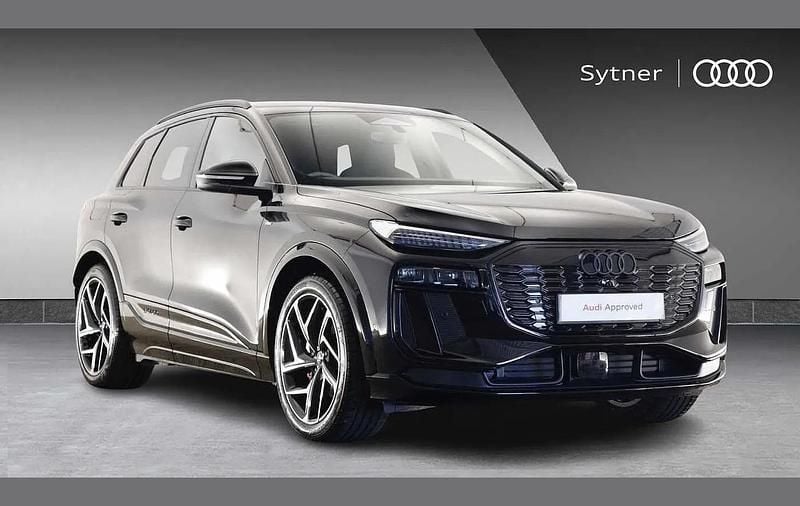 Black Used 2025 Audi Q6 e-tron Performance SUV | £56,500 (Super price) - Image 1/4