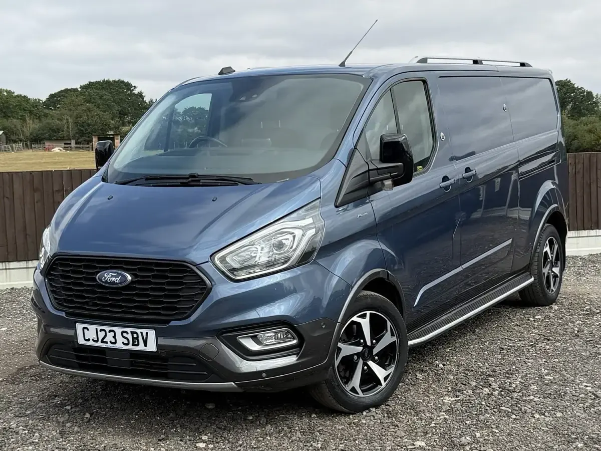 Used Ford Transit Custom Active 170 HP (125 kW) 2023 Van