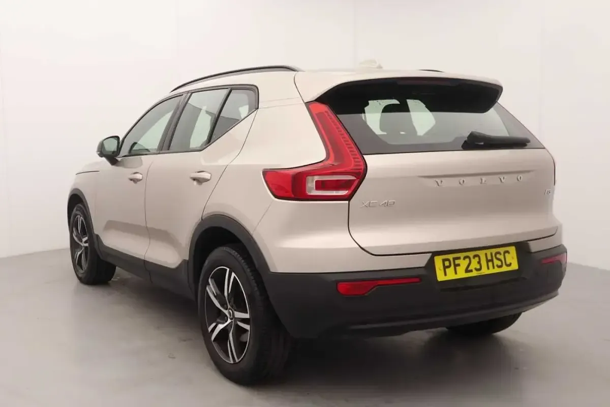 Used Volvo XC40 Plus 161 HP (118 kW) 2023 SUV
