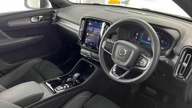 Used Volvo XC40 Ultra 194 HP (142 kW) 2025 SUV