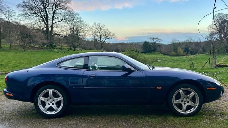 Usado Jaguar XK8 2001 Azul Sedan