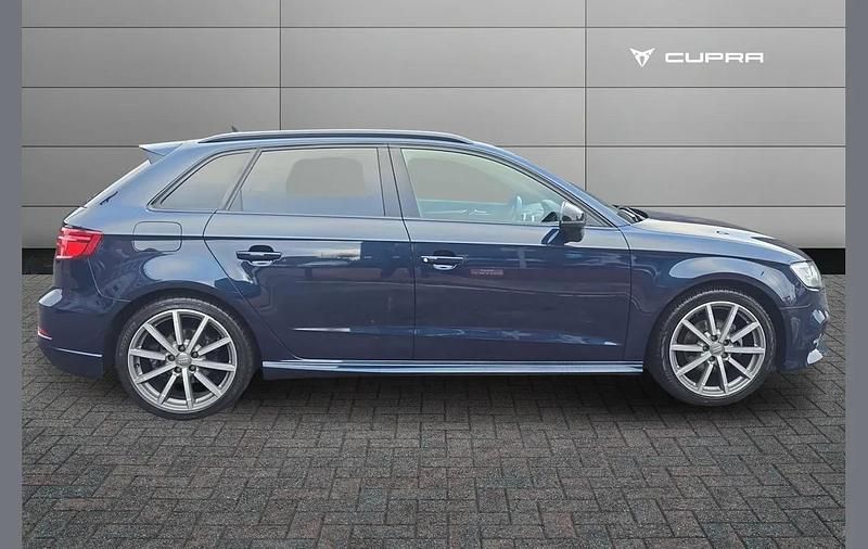 Used Audi A3 Black Edition 147 HP (108 kW) 2019 Blue Hatchback