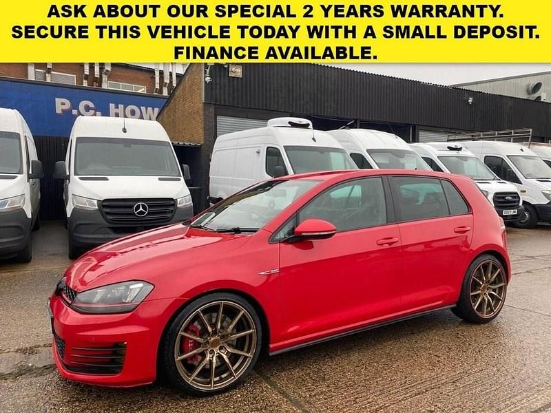 Used VW Golf VII GTI 228 HP (167 kW) 2015 Red Hatchback