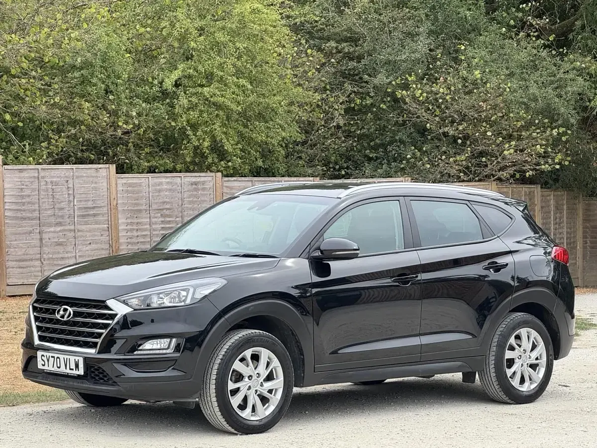 Used Hyundai Tucson SE 132 HP (97 kW) 2020 Black SUV