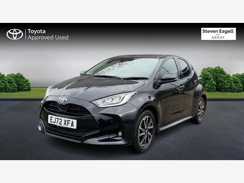 Used Toyota Yaris Hybrid Design 2023 Black Hatchback
