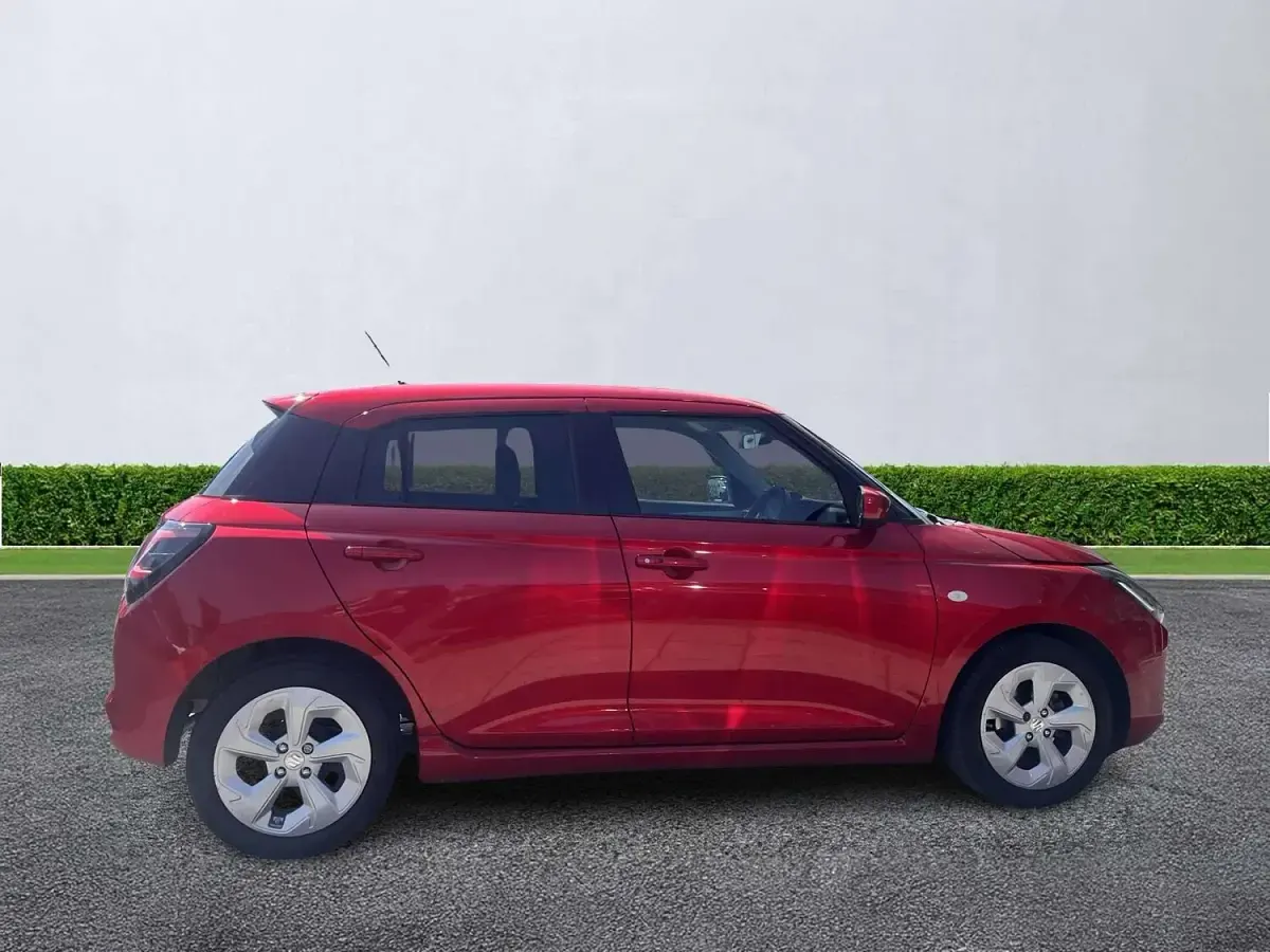 Used Suzuki Swift 82 HP (60 kW) 2024 Red Hatchback