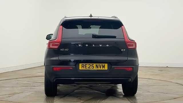 Used Volvo XC40 Plus 161 HP (118 kW) 2025 SUV