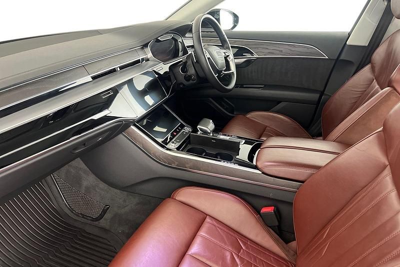 Used Audi A8 Advanced 286 HP (210 kW) 2020 Black Sedan