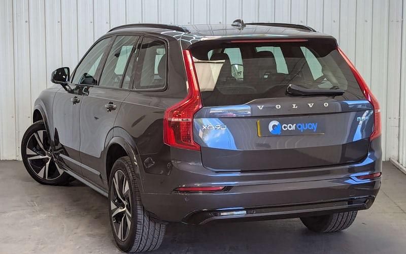 Usado Volvo XC90 Plus 235 HP (172 kW) 2023 SUV