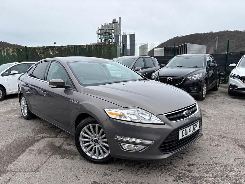Used Ford Mondeo Business Edition 2014 Brown Hatchback