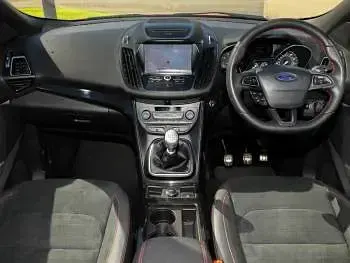 Begagnad Ford Kuga ST-Line 150 HK (110 kW) 2019 Röd SUV