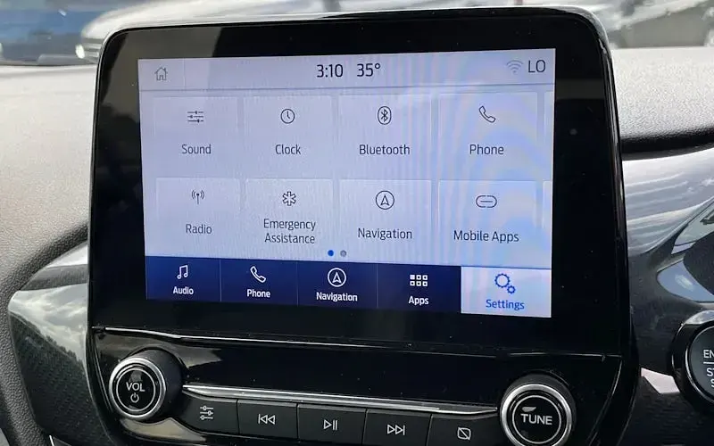 Used Ford Fiesta Active 125 HP (91 kW) 2019 Silver Hatchback