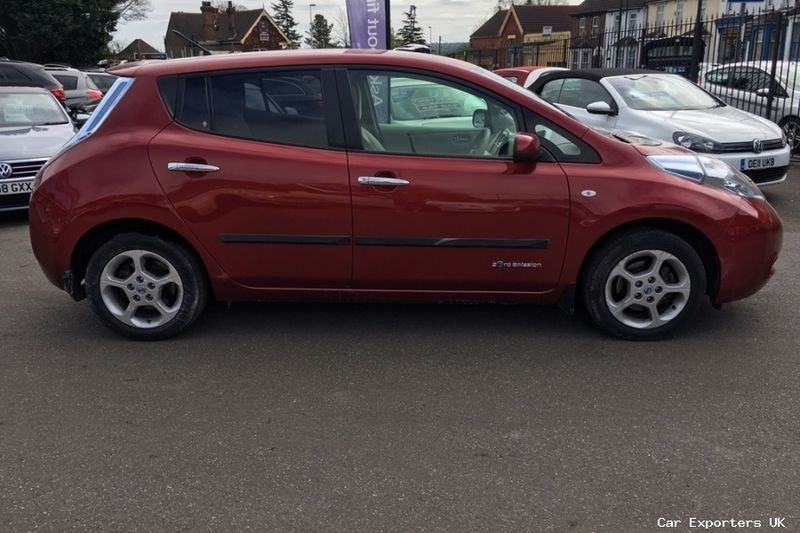 Used Nissan Leaf 58 kW (80 HP) 2012 Hatchback