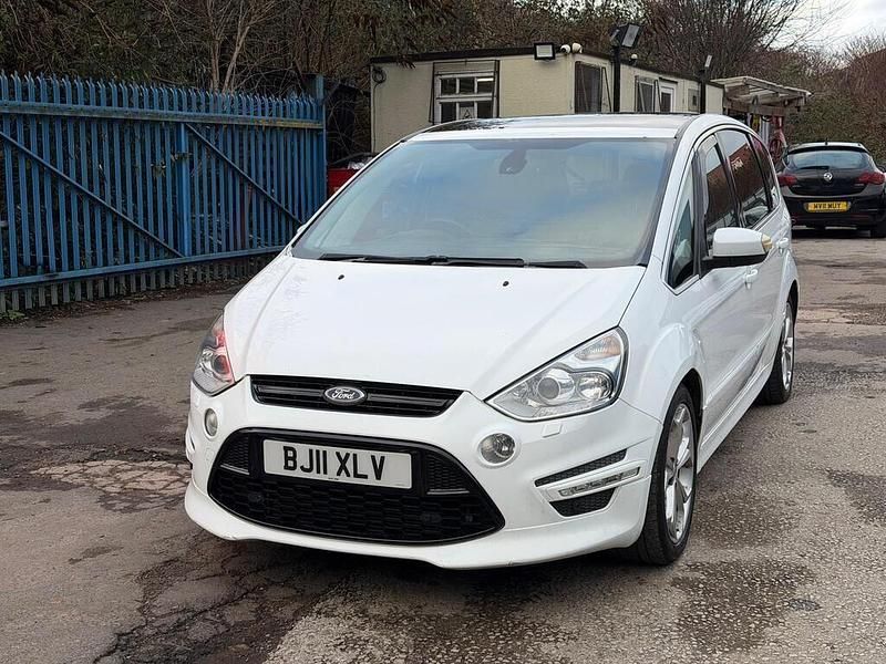 Used Ford S-MAX Titanium X 200 HP (147 kW) 2011 White MPV