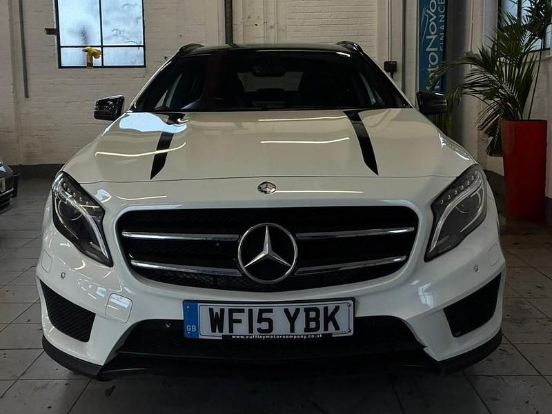 Used Mercedes GLA220 AMG line 170 HP (125 kW) 2015 White SUV